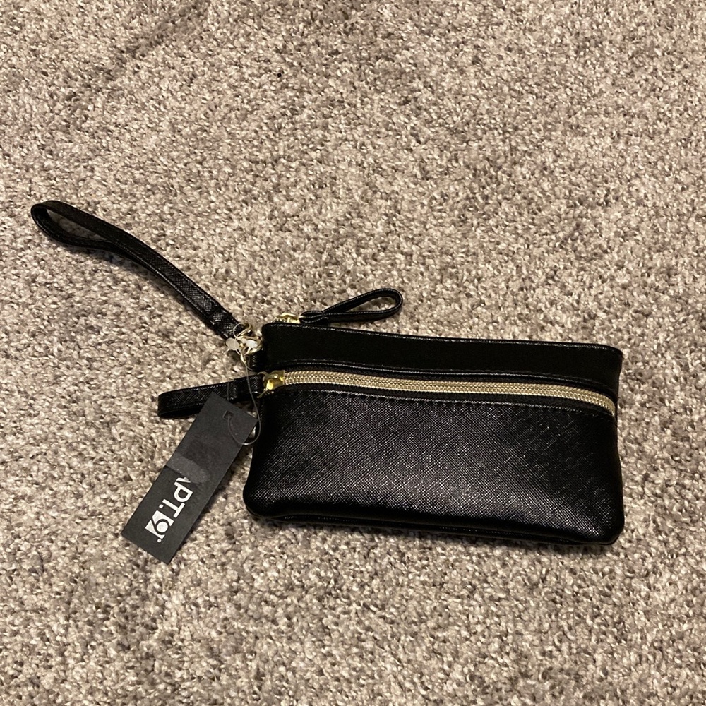 Apt. 9 Black Wristlet with Gold Zipper